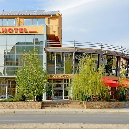 Dream Hotel Sliven المظهر الخارجي الصورة